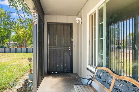 Exterior - 2396 Wilsey Dr, Redding, CA 96001 photo 2 of 3