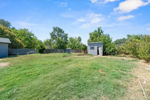 Exterior - 2396 Wilsey Dr, Redding, CA 96001 photo 3 of 3