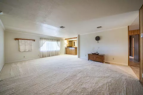 836 August Way, Redding, CA 96003 photo 7