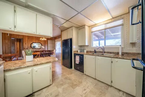 836 August Way, Redding, CA 96003 photo 15