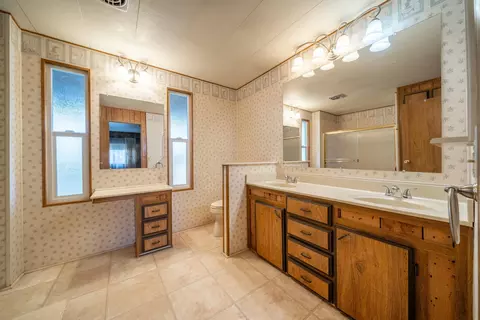 836 August Way, Redding, CA 96003 photo 18