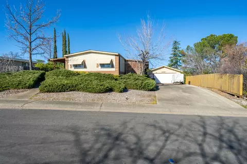 836 August Way, Redding, CA 96003