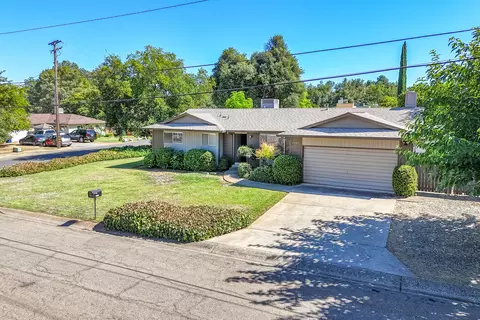 View/Area - 1201 Echo Rd, Redding, CA 96002 photo 2 of 7