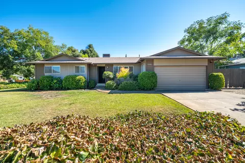 1201 Echo Rd, Redding, CA 96002
