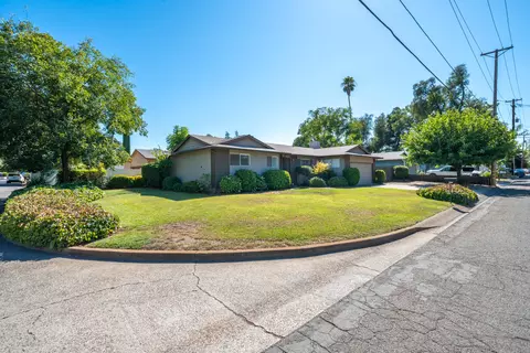 Exterior - 1201 Echo Rd, Redding, CA 96002 photo 2 of 19