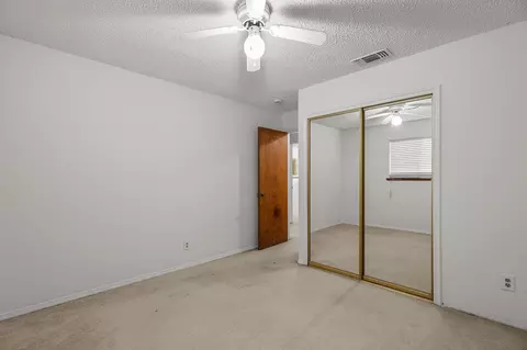 Bedroom - 17528 Pine View Dr, Redding, CA 96003 photo 3 of 9