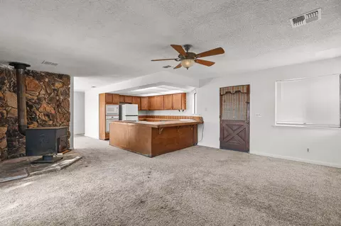 Living - 17528 Pine View Dr, Redding, CA 96003 photo 3 of 6