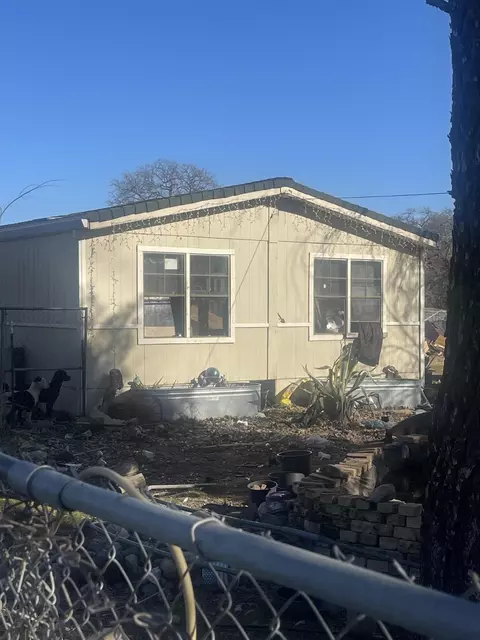 19690 1st St, Cottonwood, CA 96022