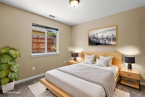 Bedroom - 1470 Setter Dr, Redding, CA 96003 photo 4 of 8