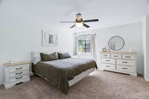 Bedroom - 3482 Timbercreek Dr, Redding, CA 96002 photo 1 of 5