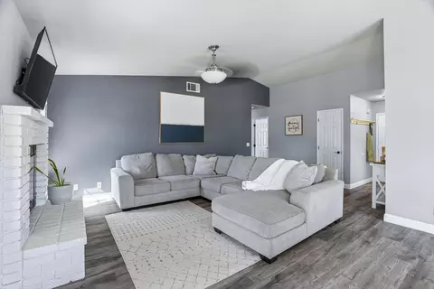 Living - 3482 Timbercreek Dr, Redding, CA 96002 photo 1 of 1