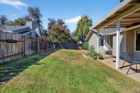Exterior - 3482 Timbercreek Dr, Redding, CA 96002 photo 6 of 8