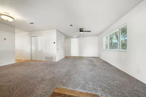 Living - 810 Ashmount Ave, Red Bluff, CA 96080 photo 1 of 6