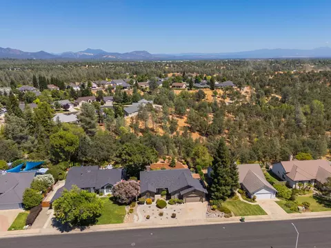 View/Area - 1283 River Ridge Dr, Redding, CA 96003 photo 3 of 3