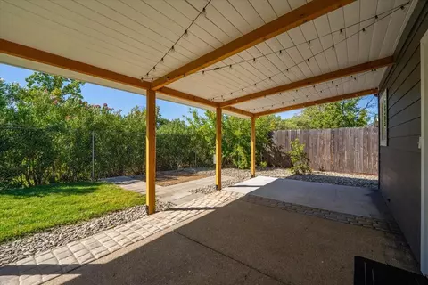 978 Montcrest Dr, Redding, CA 96003 photo 35