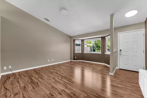 978 Montcrest Dr, Redding, CA 96003 photo 13