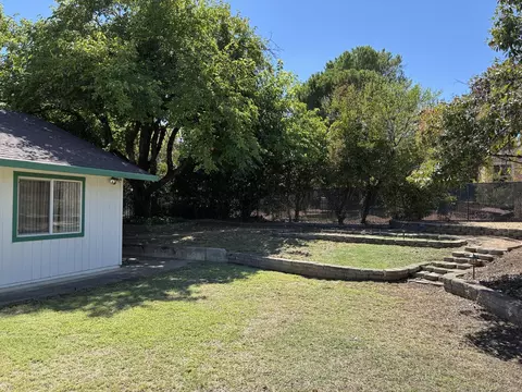 Exterior - 2020 Olive Ave, Redding, CA 96001 photo 8 of 13