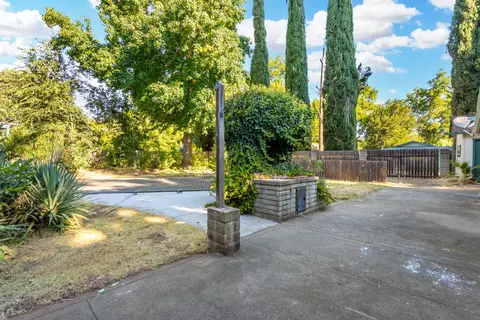 3000 Dove St, Redding, CA 96001 photo 20