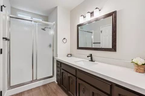 Bath - 7045 Hermosa Way, Redding, CA 96002 photo 1 of 3