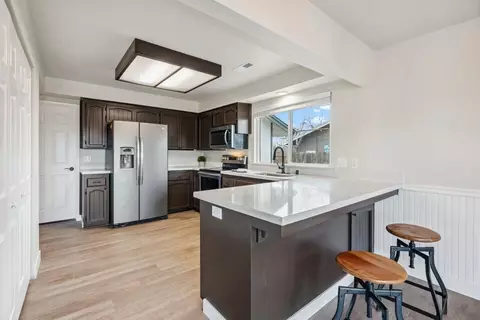Kitchen - 7045 Hermosa Way, Redding, CA 96002 photo 6 of 6