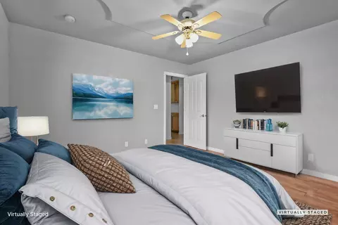 Bedroom - 12526 Glide Way, Redding, CA 96003 photo 7 of 8
