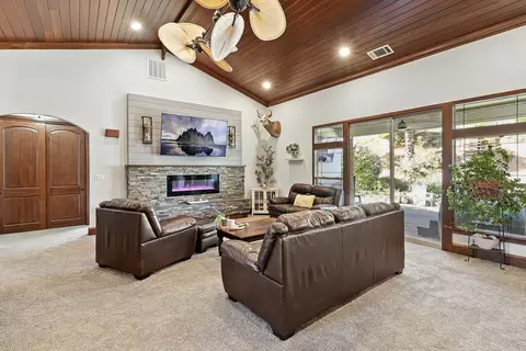 4668 Mayo Ct, Redding, CA 96001 photo 7