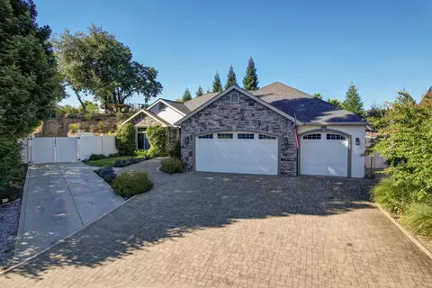 4668 Mayo Ct, Redding, CA 96001 photo 2