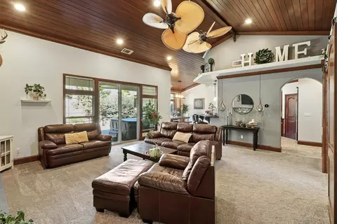 4668 Mayo Ct, Redding, CA 96001 photo 8