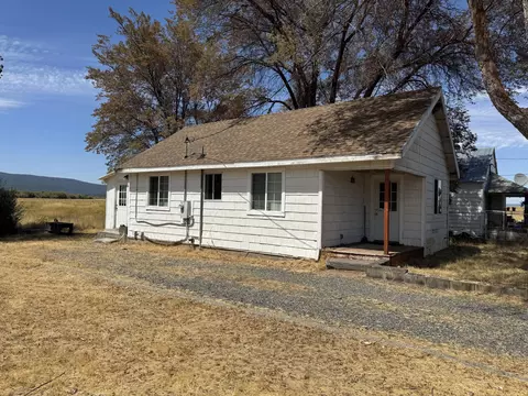312 Water St, Bieber, CA 96009
