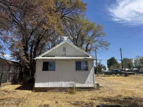 Exterior - 312 Water St, Bieber, CA 96009 photo 4 of 12