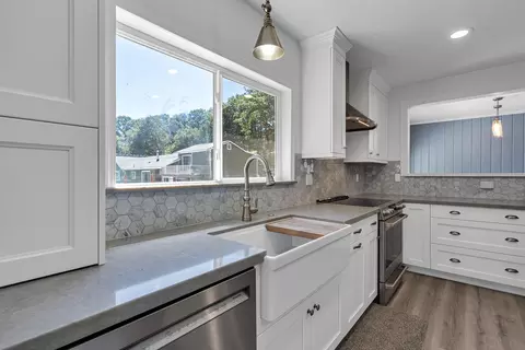 Kitchen - 24898 Long St, Fall River Mills, CA 96028 photo 2 of 6