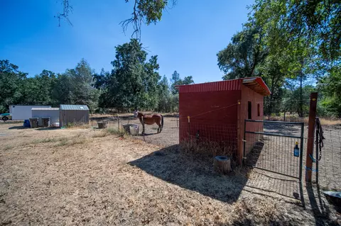 20387 Bernard Way, Redding, CA 96003 photo 3