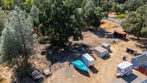 20387 Bernard Way, Redding, CA 96003 photo 18