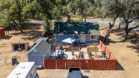 20387 Bernard Way, Redding, CA 96003 photo 2