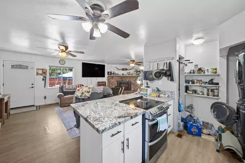 20387 Bernard Way, Redding, CA 96003 photo 9