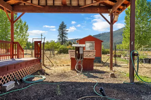Exterior - 26929 Linfield St, Fall River Mills, CA 96028 photo 9 of 19