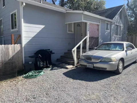 2590 Henderson Rd, Redding, CA 96002 photo 3