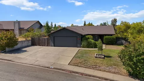 354 Springer Dr, Redding, CA 96003