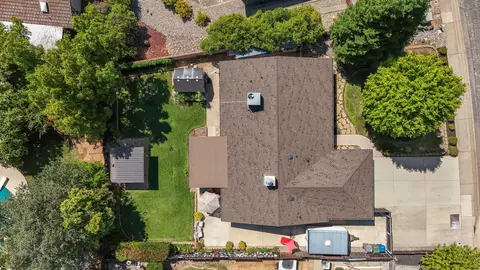 View/Area - 2075 Oconner Ave, Redding, CA 96001 photo 2 of 3