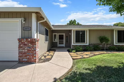 Exterior - 2075 Oconner Ave, Redding, CA 96001 photo 2 of 13