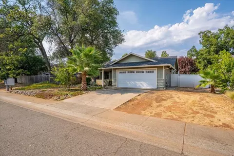 Exterior - 2064 Silverfield Loop, Redding, CA 96002 photo 11 of 11