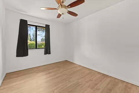 Bedroom - 2064 Silverfield Loop, Redding, CA 96002 photo 3 of 7