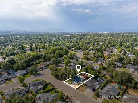 View/Area - 2064 Silverfield Loop, Redding, CA 96002 photo 2 of 5