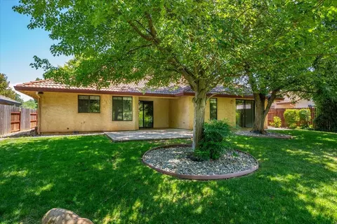 3628 Somerset Ave, Redding, CA 96002 photo 3