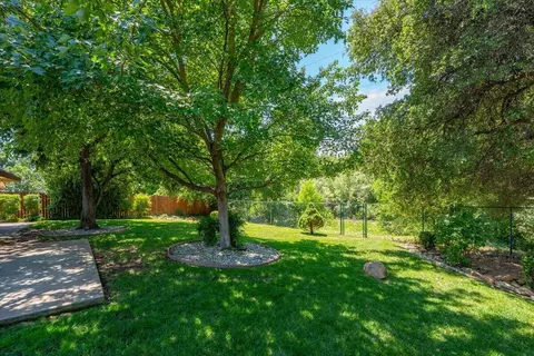 3628 Somerset Ave, Redding, CA 96002 photo 30