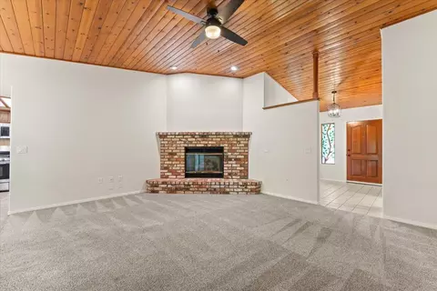 3628 Somerset Ave, Redding, CA 96002 photo 10