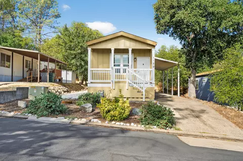 1120 Shawnee Trl, Redding, CA 96003 photo 2