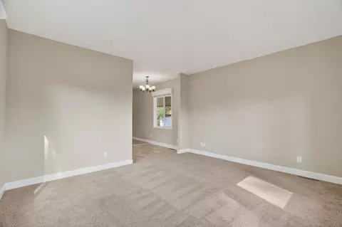 1120 Shawnee Trl, Redding, CA 96003 photo 5