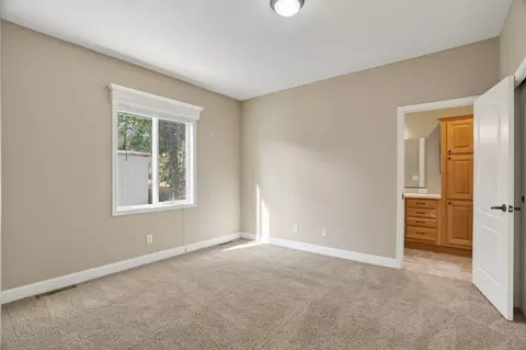 1120 Shawnee Trl, Redding, CA 96003 photo 12