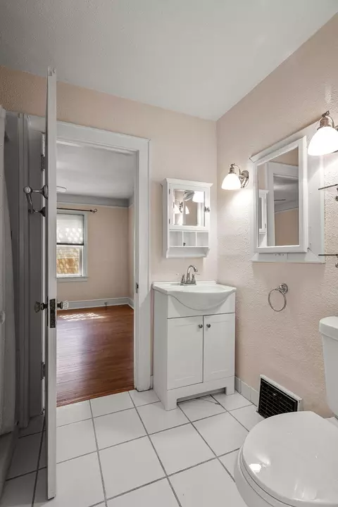 Bath - 130 W 3rd Ave, Chico, CA 95926 photo 1 of 6